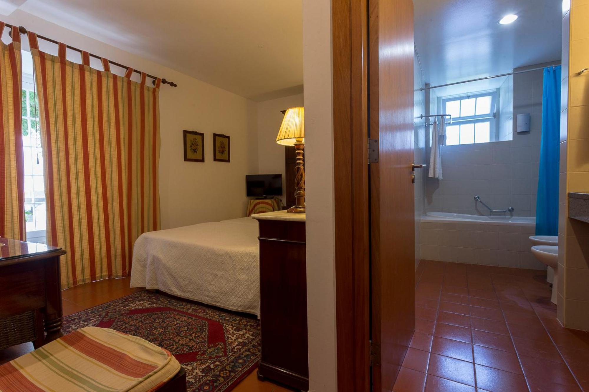 Quinta de São Caetano - São Miguel Açores Populo  Quarto foto